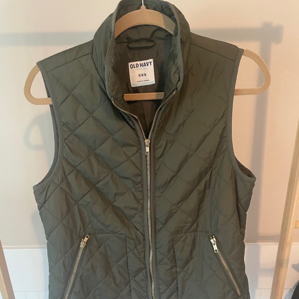 Old navy vest
